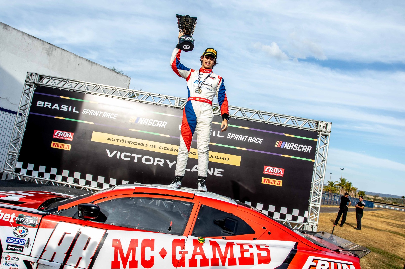 Vice-campeão em 2020, piloto de Curitiba mira o título da Stock Car em 2021